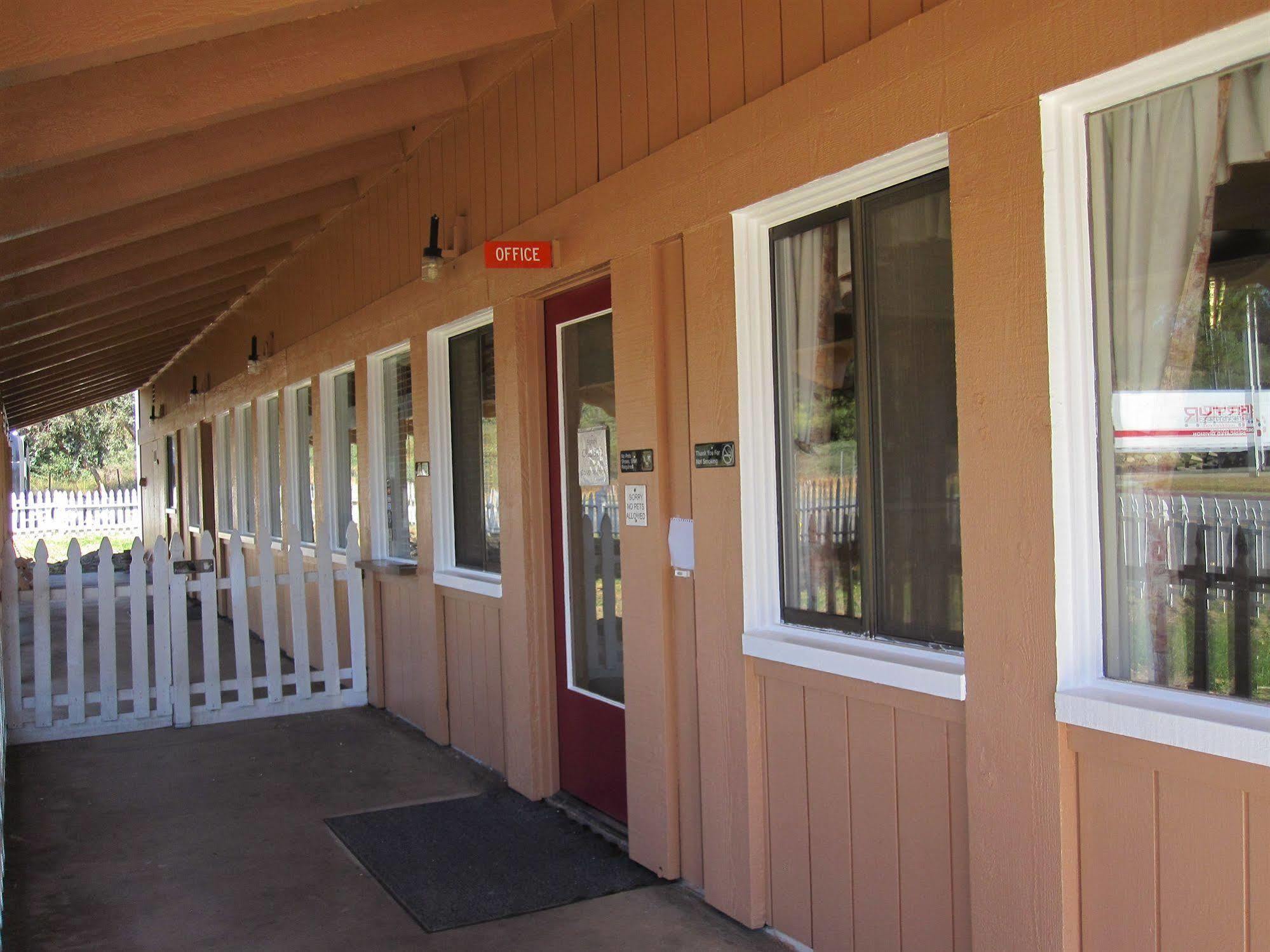 Rancho California Inn Temecula Extérieur photo
